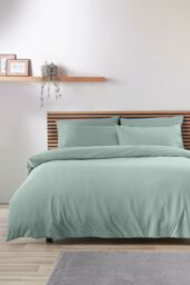 Catherine Lansfield So Soft Non Iron Duvet Cover Set in Green - Size: Super King - thumbnail 1