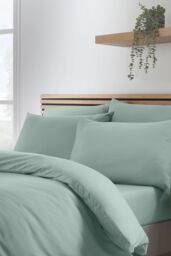 Catherine Lansfield So Soft Non Iron Duvet Cover Set in Green - Size: Super King - thumbnail 3