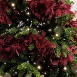 Melody Maison Large Oxblood Red Feather Boa Christmas Garland - 182cm (1.82m / 71.6') in Dark Red - thumbnail 2