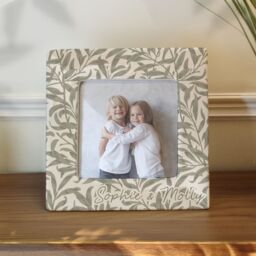 Personalised Memento Company Women's Personalised Leaf Print Ceramic 4x4 Frame in Beige - thumbnail 4