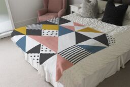 Benjamin Tate Design Coloured Geometric Pattern Blanket in Natural - Size: 120 cm x 150 cm - thumbnail 3