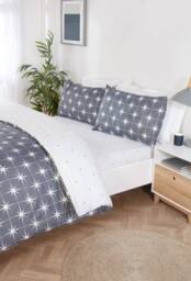 Rapport Home Northern Stars Microfibre Complete Duvet Set with Pillowcase in Grey - Size: Single - thumbnail 4