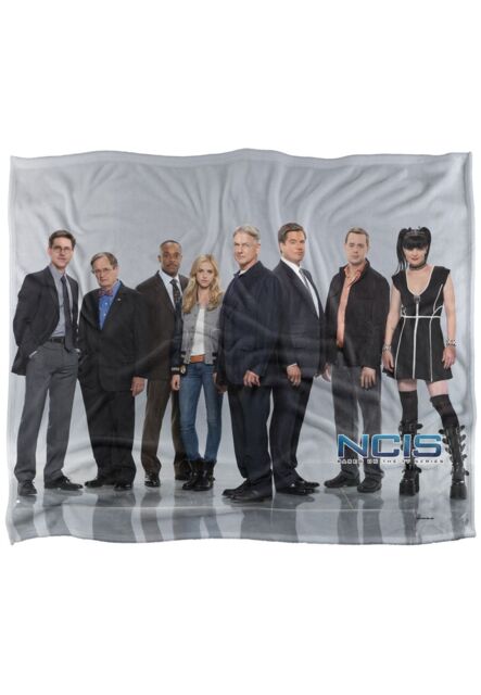 ViacomCBS/Nickelodeon NCIS Group Silky Touch Super Soft Throw Blanket 152 X 127 cm in White - image 1