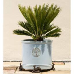 Jardinopia Leaping Stag Plant Pot Feet - Set of 3 - L3.5 x W5 x H7 cm in Bronze - thumbnail 6