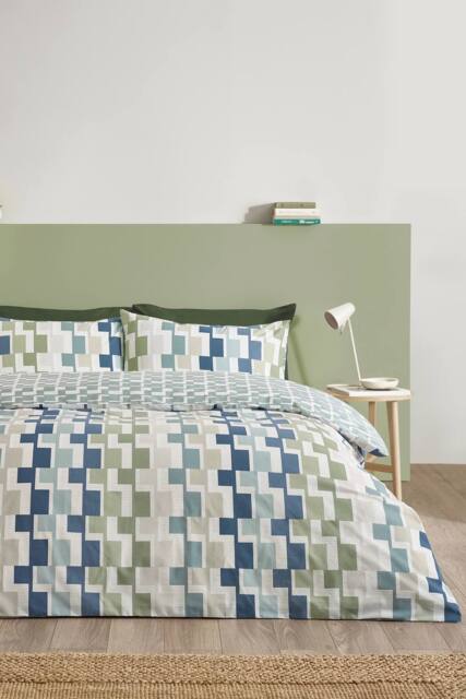 Catherine Lansfield 'Bryson Geo' Reversible Duvet Cover Set in Blue - Size: Single - image 1