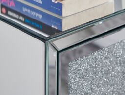 FurnitureboxUK Stella Crushed Diamond Effect Mirrored 3 Drawer Bedside Table in Silver - thumbnail 3