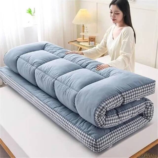 FORGEVIO 90 x 190 cm Blue Japanese Folding Futon Mattress Topper - Size: Cot - image 1