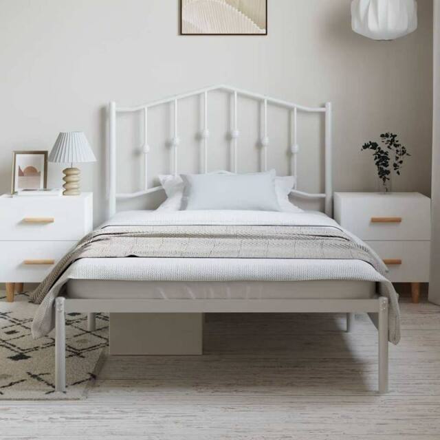 Berkfield Home Metal Bed Frame with Headboard White 100x190 cm - image 1