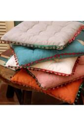 Living and Home Bohemian Style Tufted Square Chair Cushion with Tassels in Grey - Size: 40 cm x 40 cm - thumbnail 4