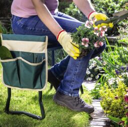 mysmartbuy Garden Kneeler & Hand Tool Set - Foldable Foam Gardening Seat or Kneeling Pad with Handles, Side Pocket, 2 x Trowels & Rake in Green - thumbnail 4