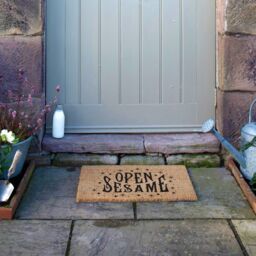 Artsy Mats Magical Open Sesame Design Doormat in Black - Size: 40 cm x 60 cm - thumbnail 5