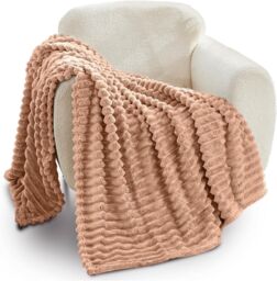 GAVENO CAVAILIA Osum Ribbed Throw in Natural - Size: 150 cm x 200 cm - thumbnail 2