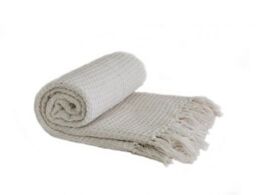 New Edge Blinds Waffle Collection Cotton Throw in Beige - Size: 178 cm x 254 cm - thumbnail 5
