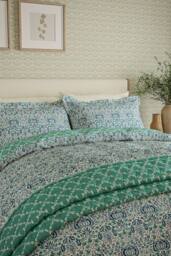 Morris & Co 'Little Chintz' Cotton Percale Throw - thumbnail 3