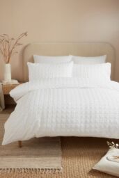 Serene 'Embossed Grid' Embossed Textured Duvet Cover Set in White - Size: King - thumbnail 1