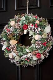 Dibor Winter Forest Treasures Front Door Wreath Christmas Wreath 38cm in Green - thumbnail 1