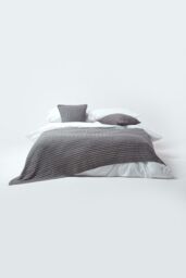 Homescapes Cotton Cable Knit Throw Soft & Cosy Vintage Blanket in Grey - Size: 130 cm x 170 cm - thumbnail 4