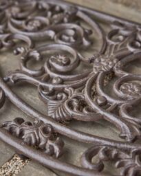 Dibor Traditional Antique Brown Cast Iron Crescent Outdoor Doormat - Size: Medium - thumbnail 4