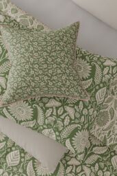 Helena Springfield 'Sunflowers' Cotton Duvet Cover Set in Green - Size: Super King - thumbnail 4