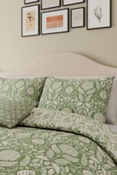 Helena Springfield 'Sunflowers' Cotton Duvet Cover Set in Green - Size: Super King - thumbnail 2