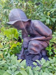 Inspirational Gifting Boy Playing with Frog Garden Ornament Sculpture in Bronze - thumbnail 6