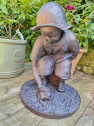 Inspirational Gifting Boy Playing with Frog Garden Ornament Sculpture in Bronze - thumbnail 7