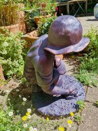 Inspirational Gifting Boy Playing with Frog Garden Ornament Sculpture in Bronze - thumbnail 8