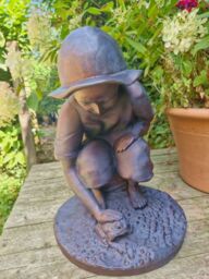 Inspirational Gifting Boy Playing with Frog Garden Ornament Sculpture in Bronze - thumbnail 5