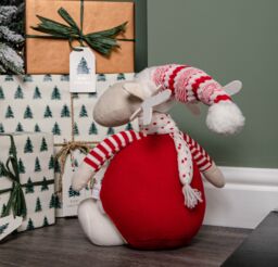 Samuel Alexander 40cm Battery Operated Light up Sitting Christmas Reindeer in Red & White Jumper - thumbnail 5