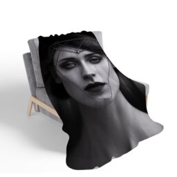 Warren Reed - Designer Edwardian Ballerina Sherpa Blanket in Black - Size: Large - thumbnail 2