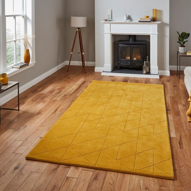 The Rug Shop UK Yellow Luxurious Modern Easy to clean Machine Made Chequered Area Rug - Size: 150 cm x 230 cm - image 1