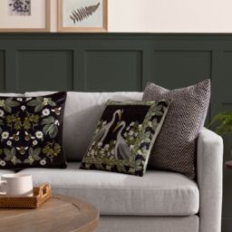Wylder Nature Braywick Clarence Mirror Velvet Piped Cushion - Size: 43 cm x 43 cm - thumbnail 6