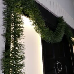 Samuel Alexander 6m (20ft) x 10cm Fine Cut Green Christmas Garland Tree Decoration - Size: 6m (20ft) x 10 cm - thumbnail 2