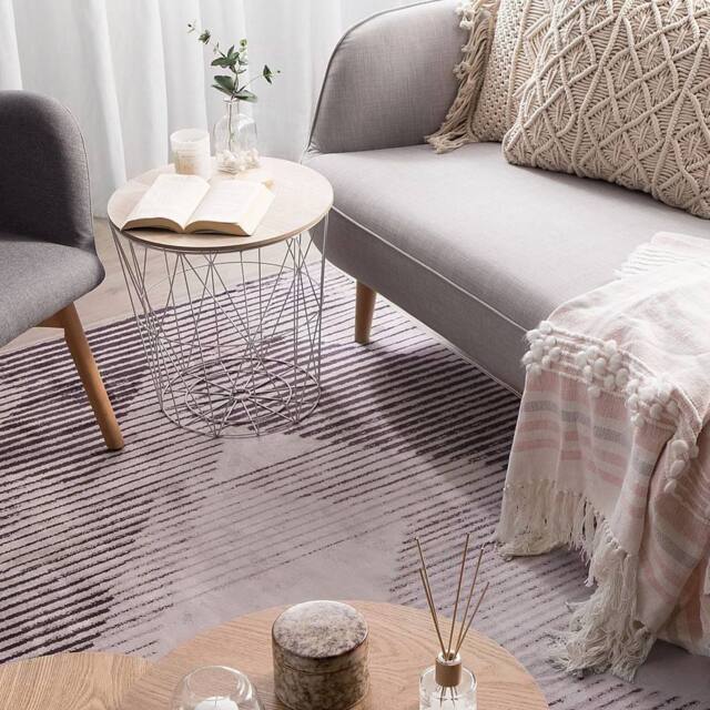 Wyld and Coco Pink Polyester Rug Low Pile Abstract Pattern Anti Slip Backing - Size: 140 cm x 200 cm - image 1