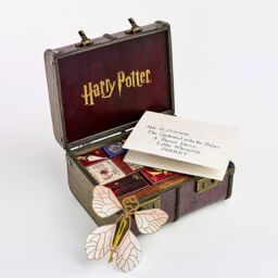 Menkind Harry Potter Magical Trunk Charming Surprises Advent Calendar in Brown - thumbnail 3