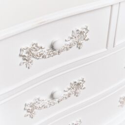 Melody Maison Antique White 4 Drawer Chest Of Drawers - Pays Blanc Range - thumbnail 6