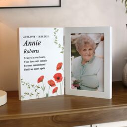 Personalised Memento Company Personalised Memorial Wooden Hinged 6x4 Photo Frame in White - thumbnail 4