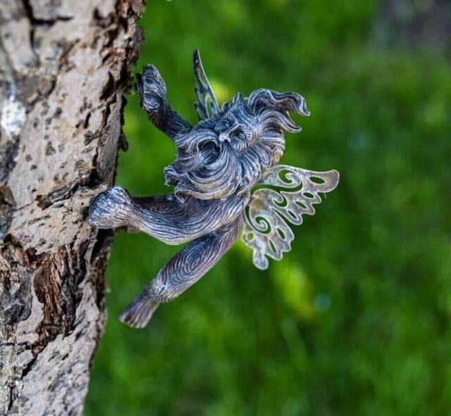 Marco Paul Fairy Garden Tree Ornament Peeker Branch Hugger in Bronze - image 1