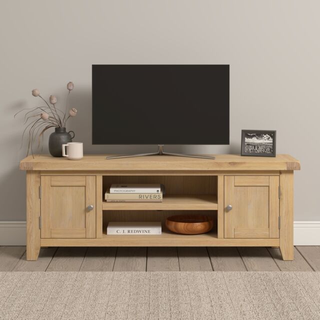 Seconique Windsor Straight TV Unit (Fully Assembled) in Light Oak - image 1