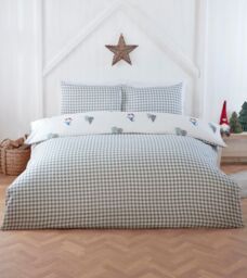 Rapport Home Winter Gonks Microfibre Reversible Duvet Cover Set with Pillowcase in White - Size: Single - thumbnail 4