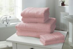 Rapport Home Windsor Cotton Face Cloth Towel (30x30 cm) in Pink - thumbnail 1