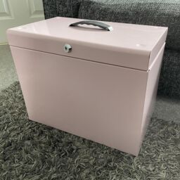 mysmartbuy Metal Lockable A4 File Box with 5 Suspension Files in Pink - thumbnail 2