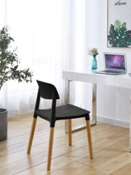 Nordlys Set of 4 Scandinavian Dining Chairs with Wooden Legs in Black - thumbnail 3
