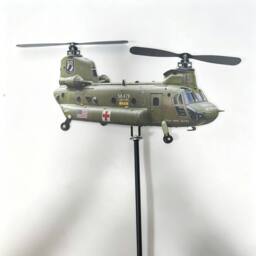 Quipulse Model C Helicopter Wind Spinner in Green - thumbnail 2