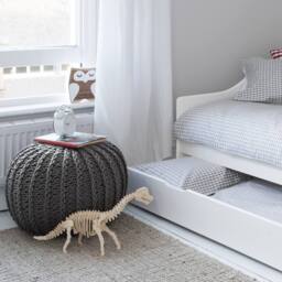 Nöa and Nani Hove Day Bed with Pullout Trundle in White - Size: Single - thumbnail 6