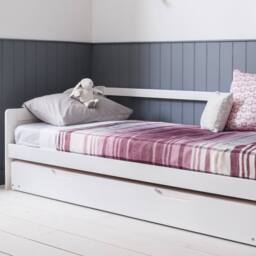 Nöa and Nani Hove Day Bed with Pullout Trundle in White - Size: Single - thumbnail 9