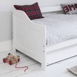Nöa and Nani Hove Day Bed with Pullout Trundle in White - Size: Single - thumbnail 5