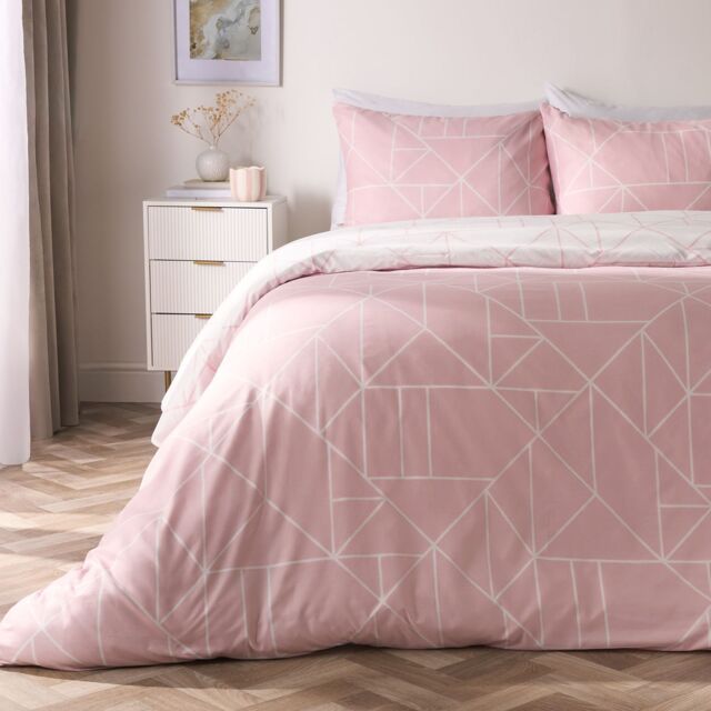 OHS Geometric Reversible Bedding Set Soft Duvet Cover with Pillowcase in Pink - Size: Double - image 1