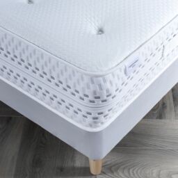 Rest Relax Jasper Ortho Memory Coil Tufted Mattress in White - Size: Super King - thumbnail 4