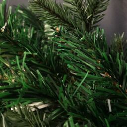 Samuel Alexander 1.8m Plain Green Christmas Garland with 164 Tips & 50 Warm White LED Lights - thumbnail 6